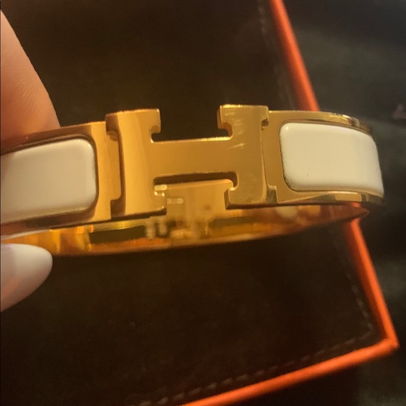 SOLD Hermes Clic H Blanc PM Bracelet - Picture 4 of 8